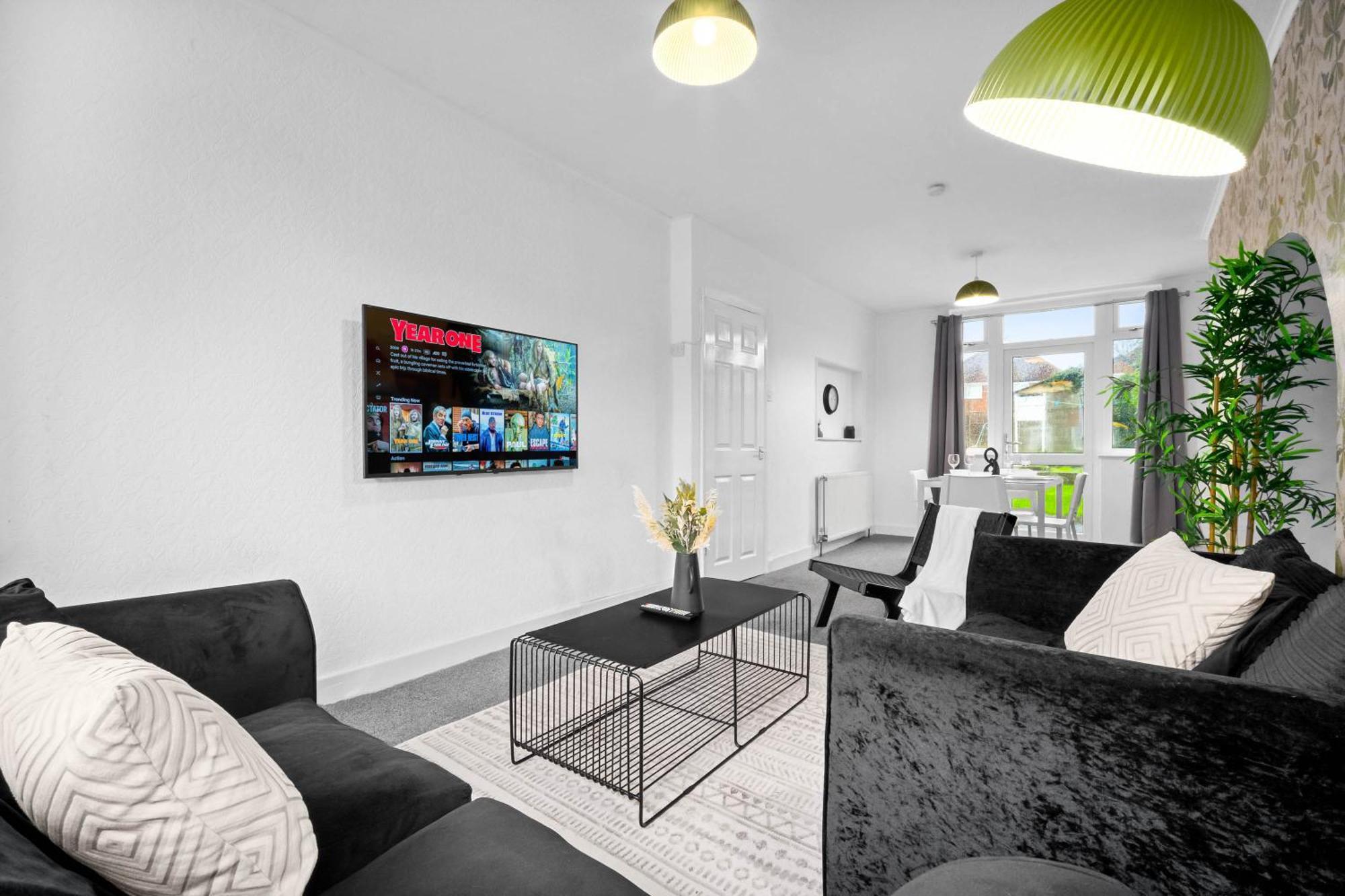 Stylish 3 Bedroom House - Parking - Garden - Great Barr - Netflix - Top Rated -121J 버밍엄 외부 사진