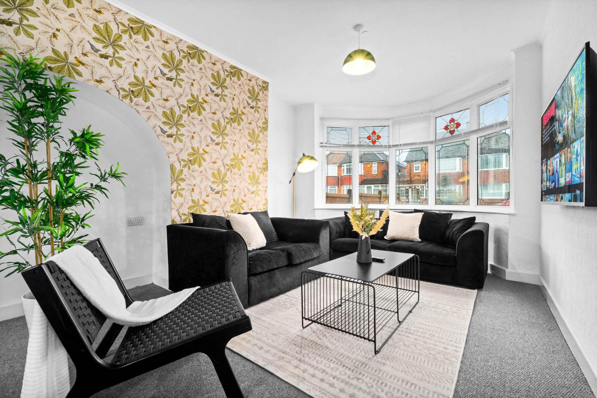 Stylish 3 Bedroom House - Parking - Garden - Great Barr - Netflix - Top Rated -121J 버밍엄 외부 사진