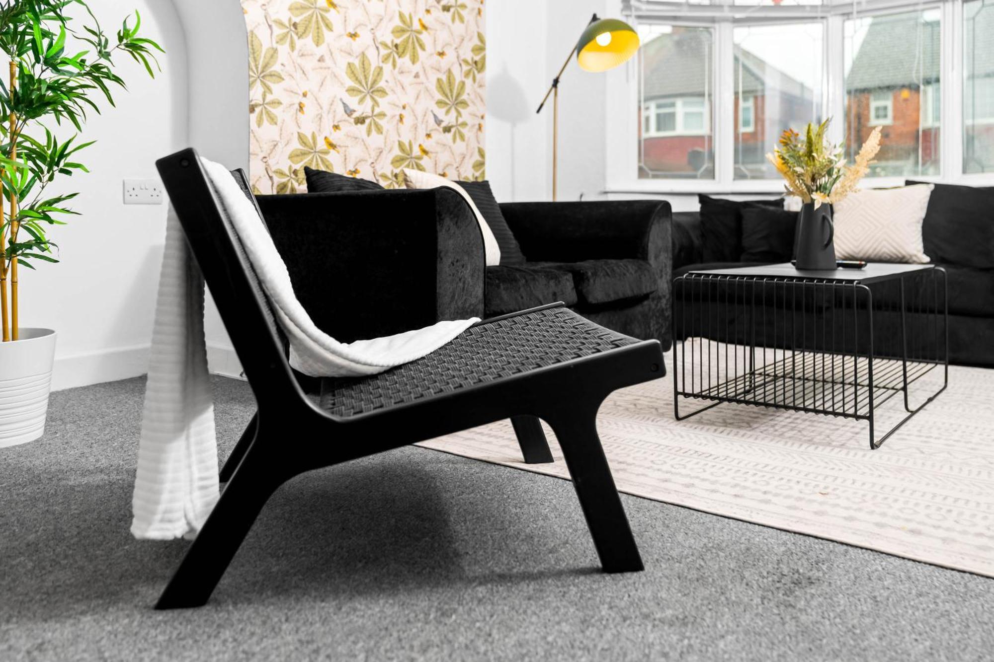 Stylish 3 Bedroom House - Parking - Garden - Great Barr - Netflix - Top Rated -121J 버밍엄 외부 사진